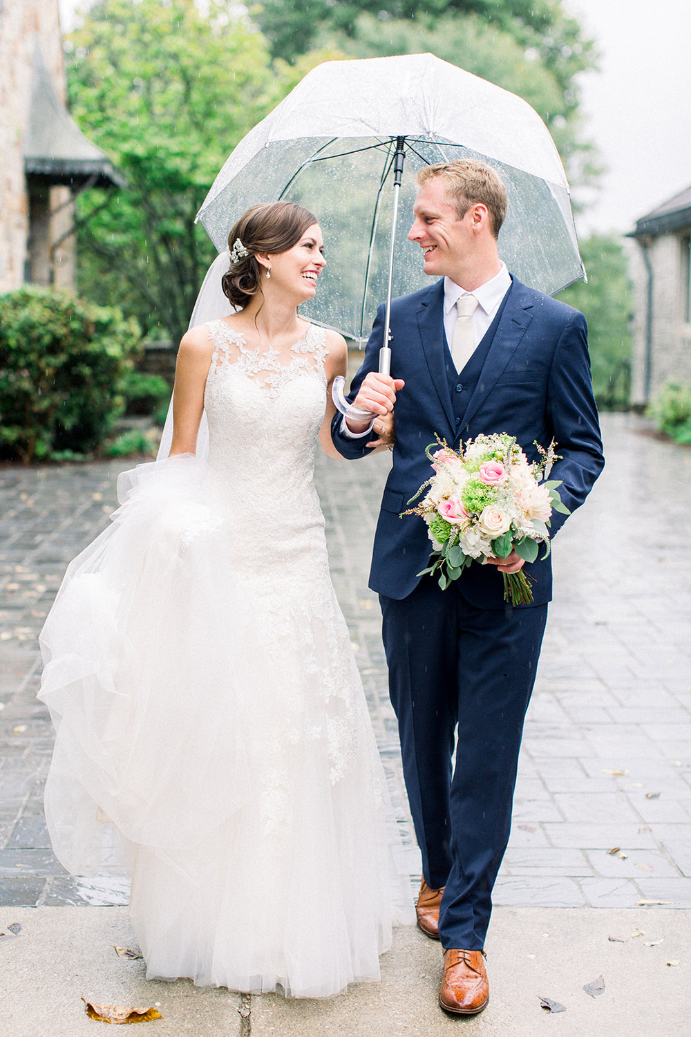{{ article.title }} - Real Weddings by SuitShop