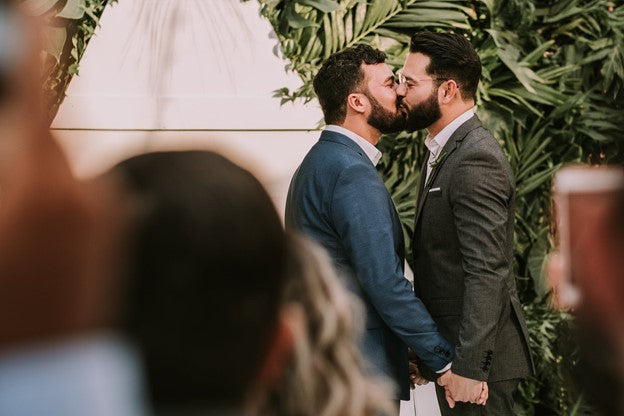 8 Budget-Conscious Tips for Planning a Fab Same-Sex Wedding